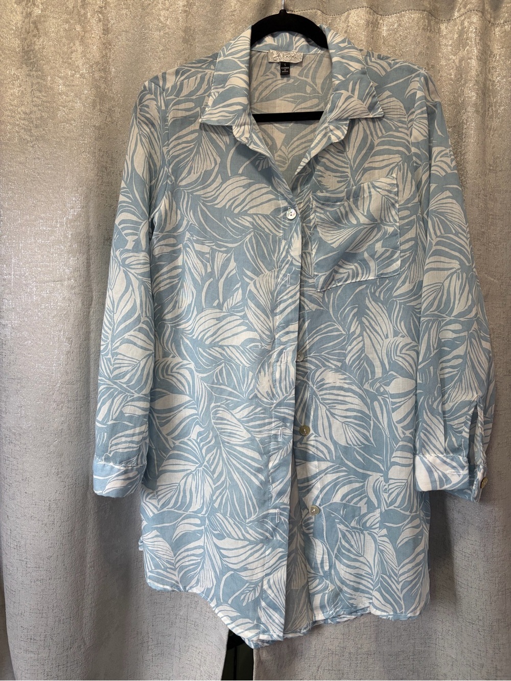 J VALDI Women's Bermuda Button-Front Big Shirt Cover-Up Small